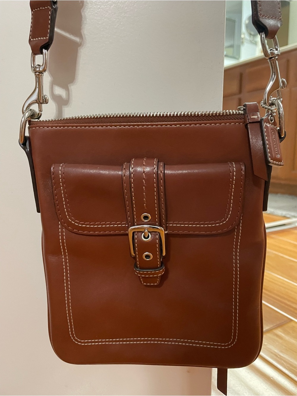 Coach Vintage Hampton Leather Crossbody Bag in Brown - Classic Buckle Detail